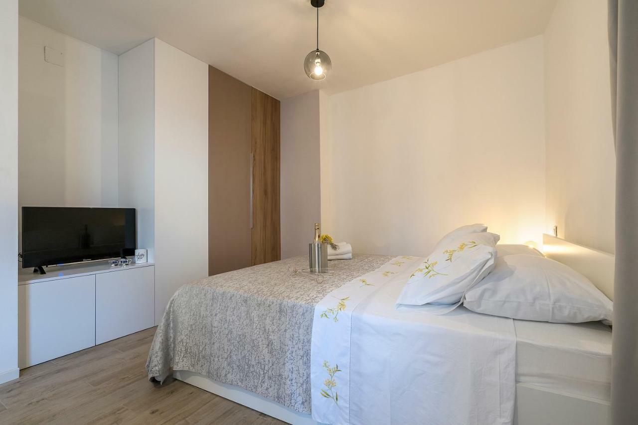 Apartment Petar in old part of town Split Exterior foto